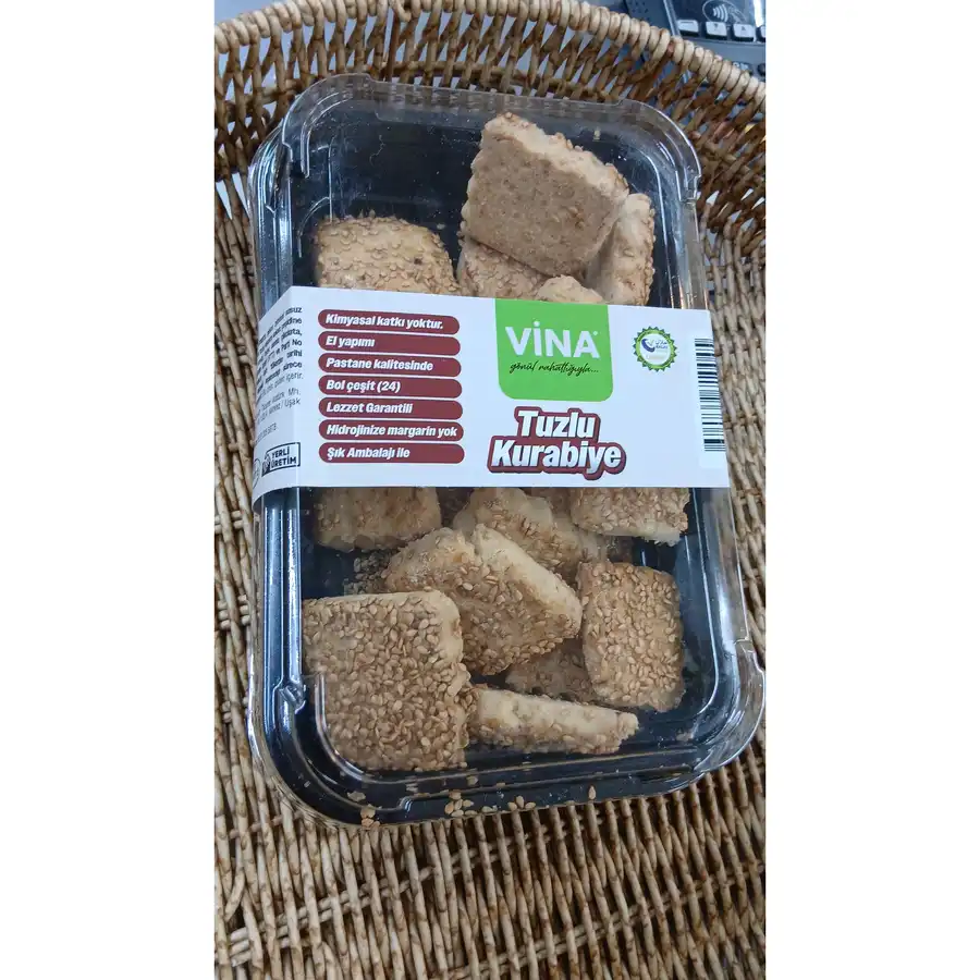 Vina Susamlı Kare Tuzlu Kurabiye 300 g